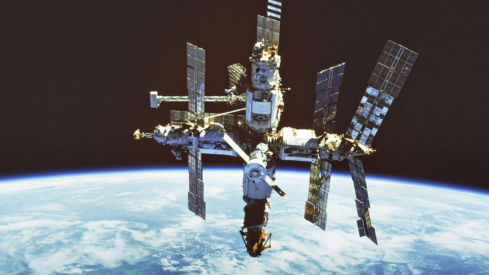 Vesoljska postaja Mir (v orbiti od 1986 do 2001)