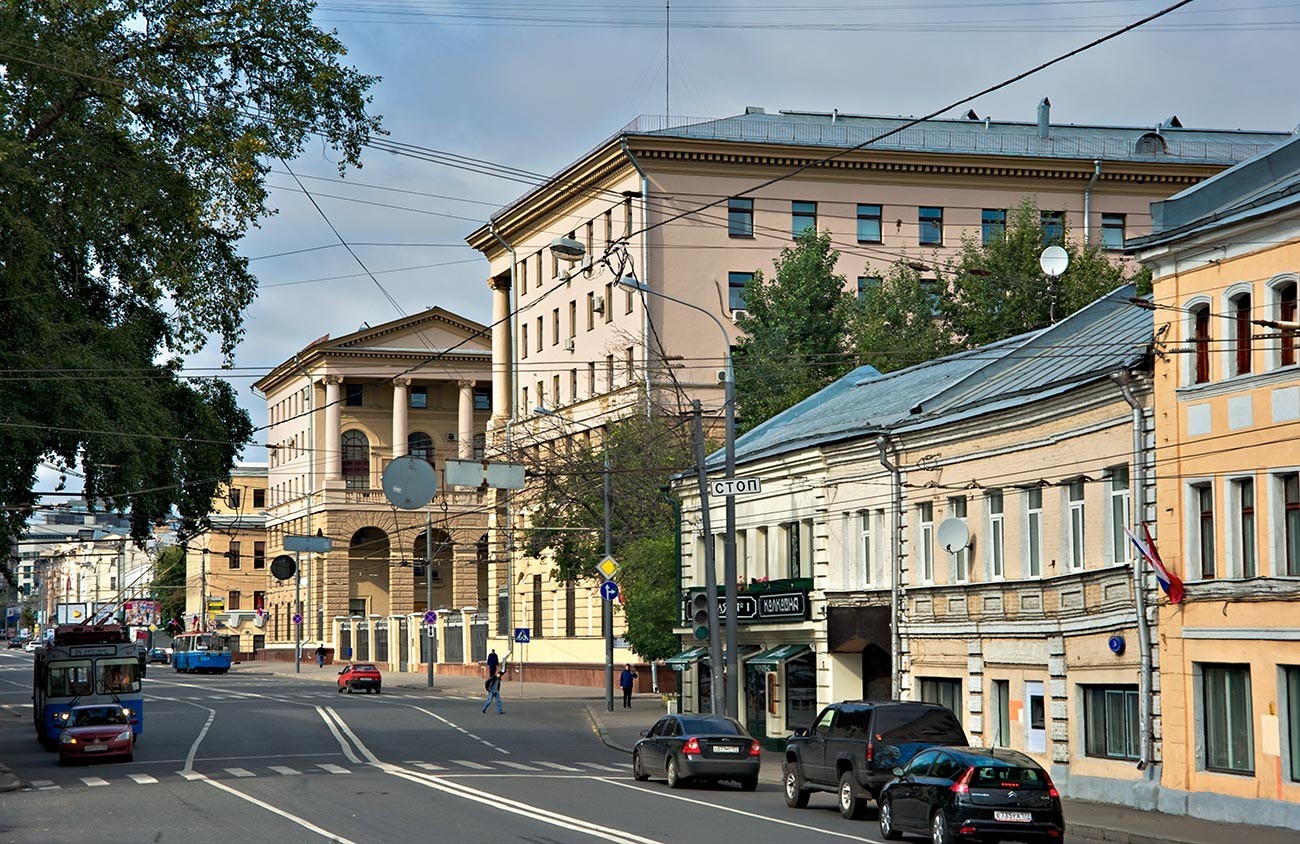 Ulica Petrovka v Moskvi
