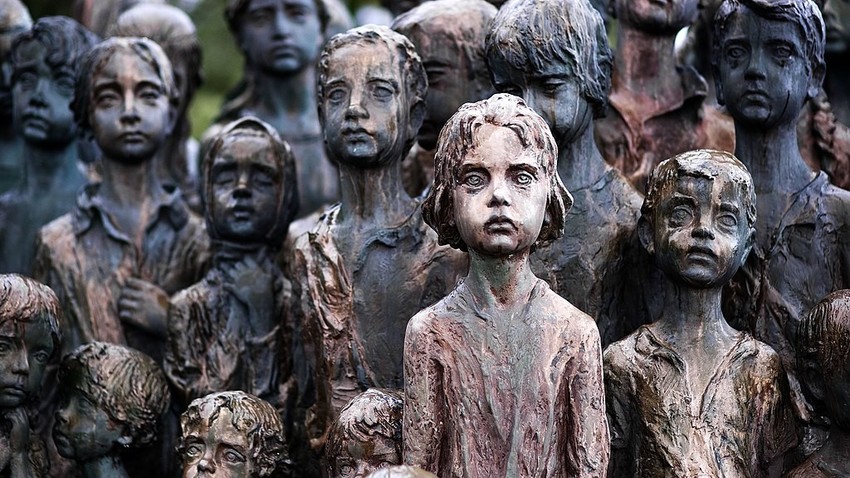 Monumento en honor a los niños víctimas de la guerra.
