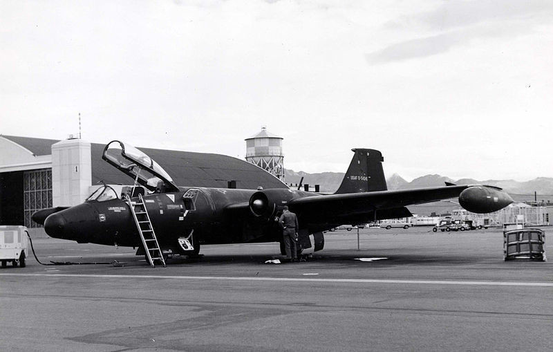 Martin RB-57E snimljen sprijeda, 14. kolovoza 1967.