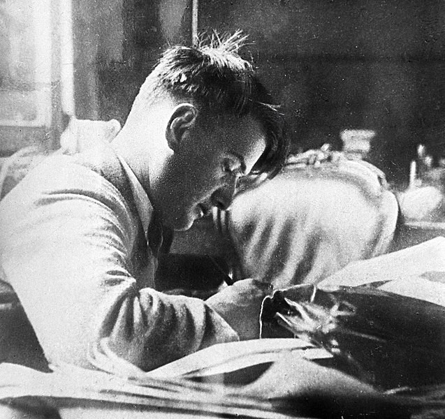Ígor Kurchátov en 1929
