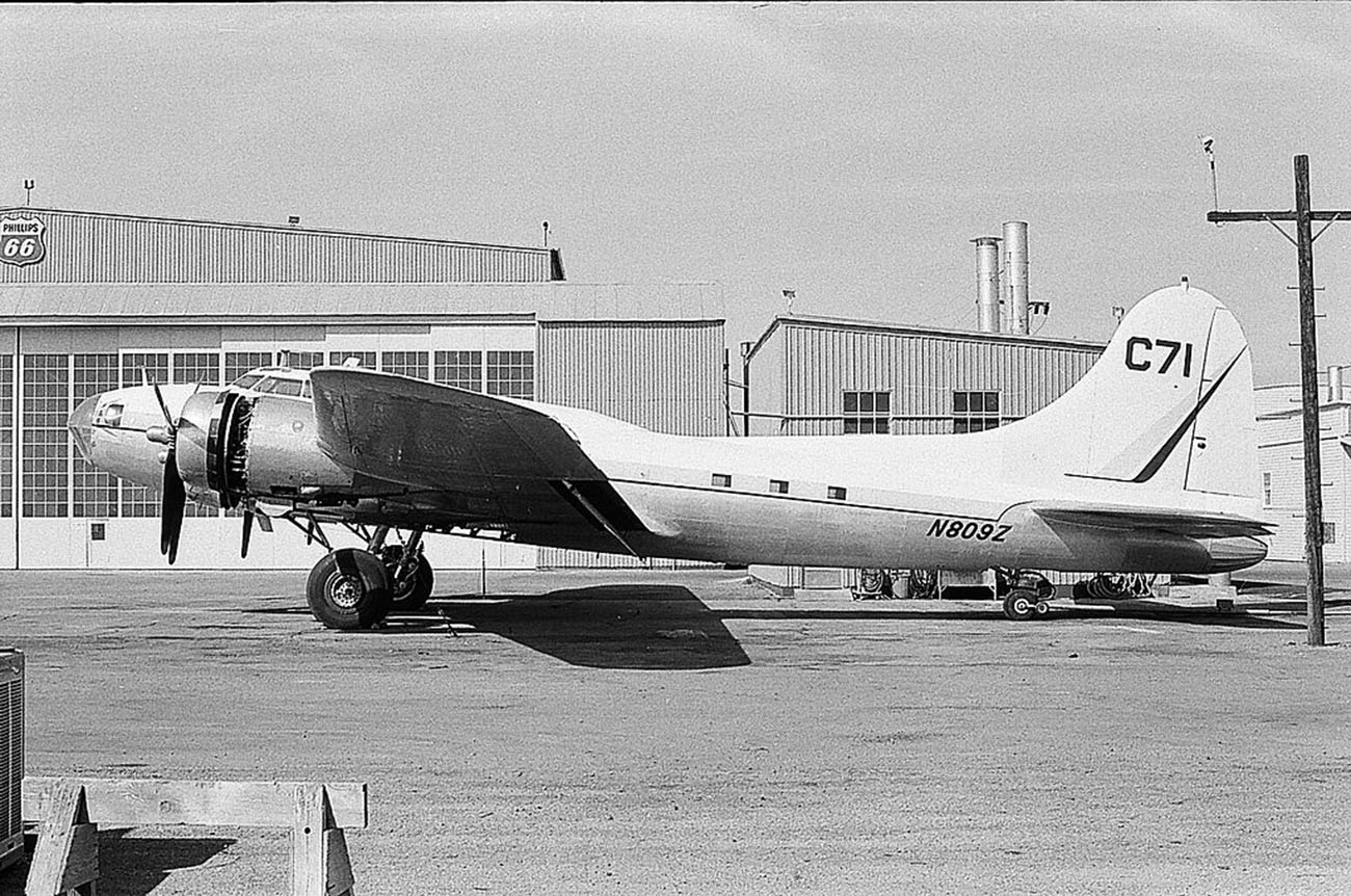 B-17G N809Z.