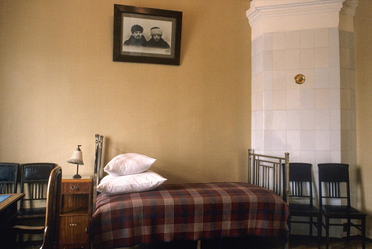 Museum im Gebäude des Senatspalastes. Lenins Wohnzimmer in einer 5-Zimmer-Wohnung, in der die Familie von Wladimir Lenin von 1918 bis 1922 lebte.