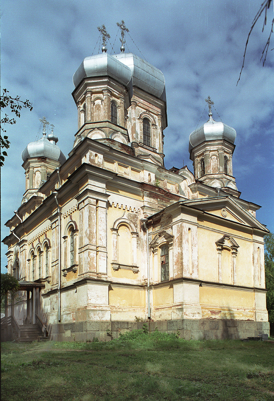 Church of the Purification (1869-1873), southeast view. August 28, 2006