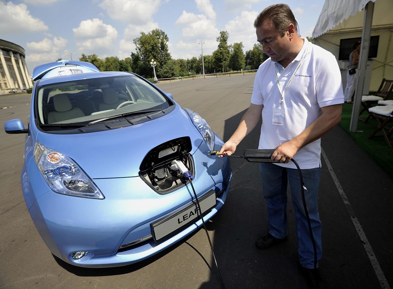 Руска презентација електричног аутомобила Nissan Leaf одржана је у Москви.