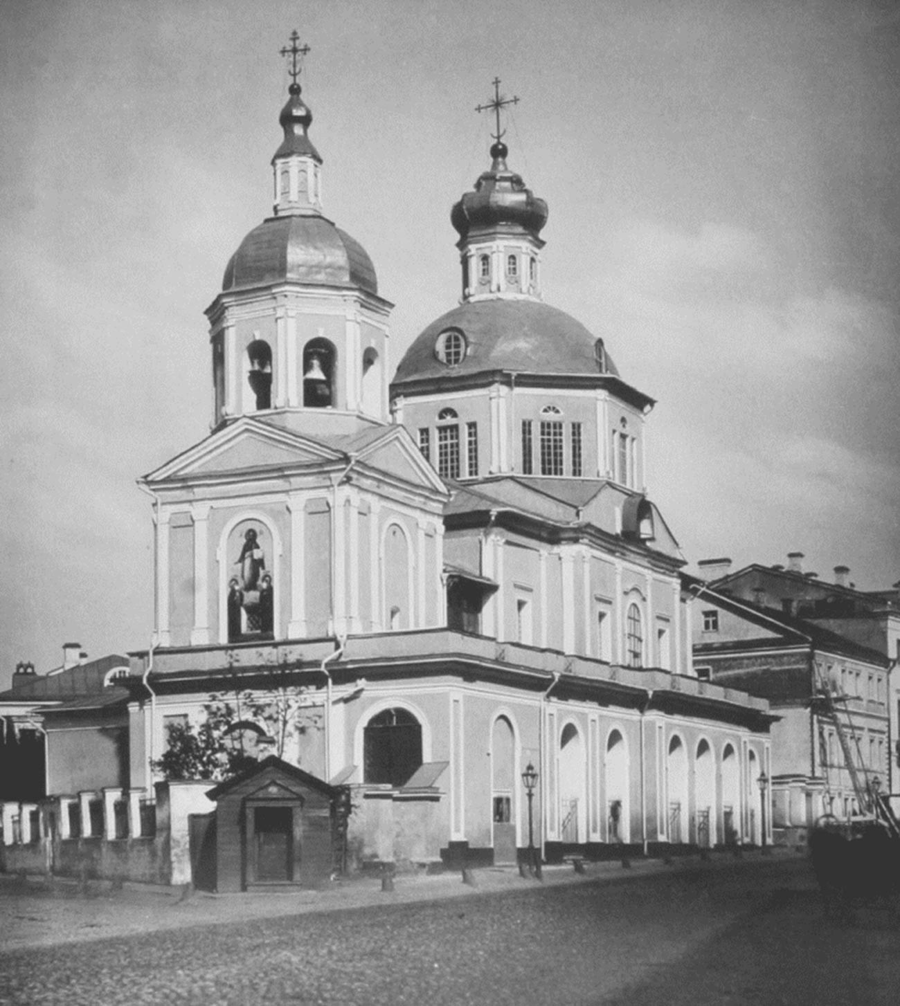 Church of St. Euplus, 1882. From Nikolai Naidenov's book 'Moscow. Cathedrals, monasteries and churches. 1882-1883'