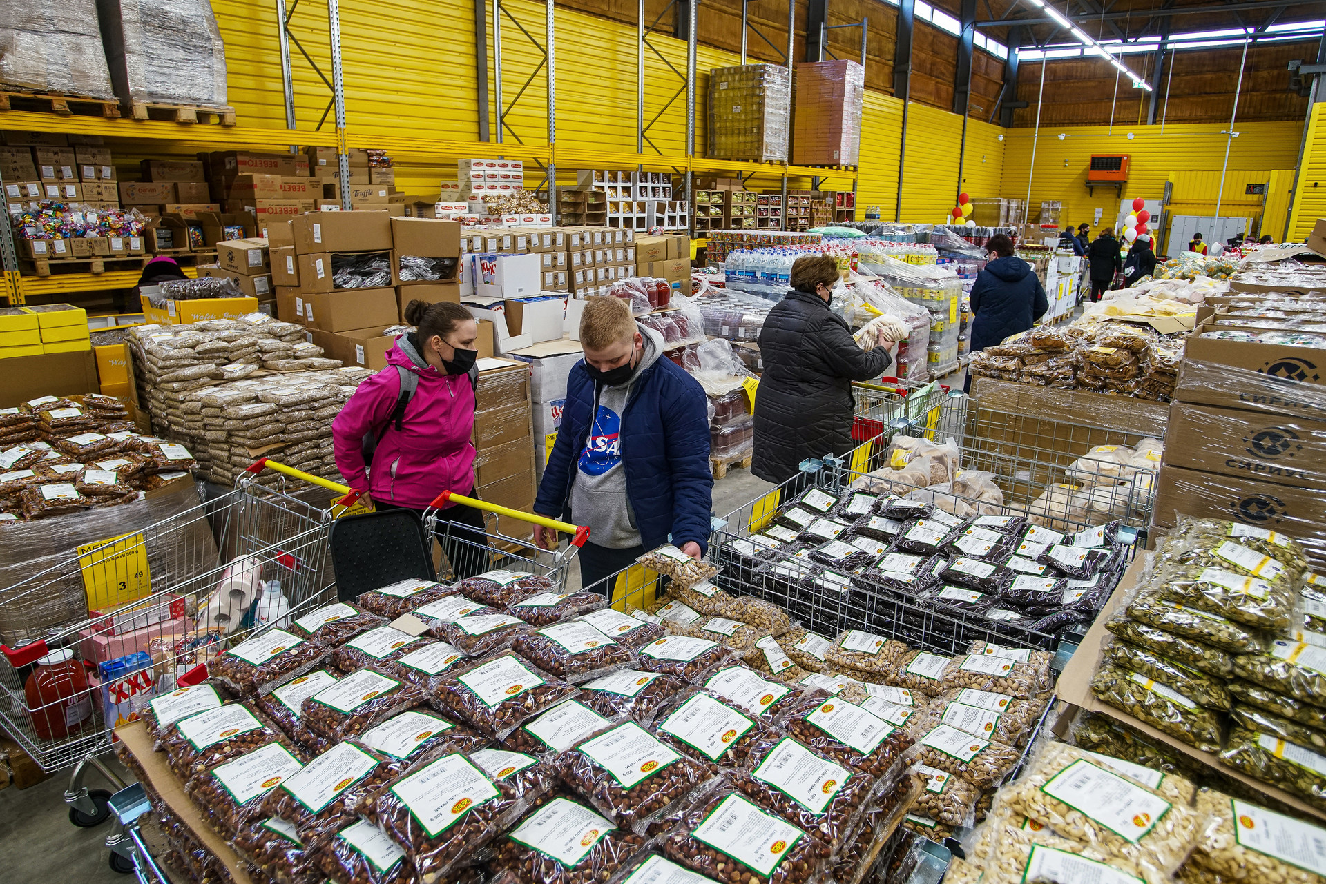 «Casseur de prix» un ultradiscounter russe débarque en France sous la marque «Mere» Russia