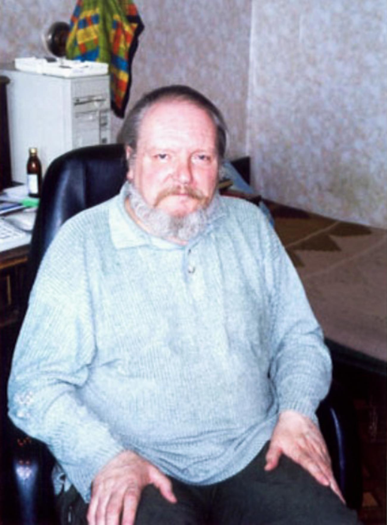 El traductor soviético Vladímir Muraviov.