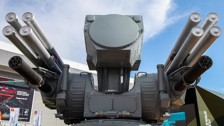 Бродски зенитно-ракетни систем „Панцир-МЕ“