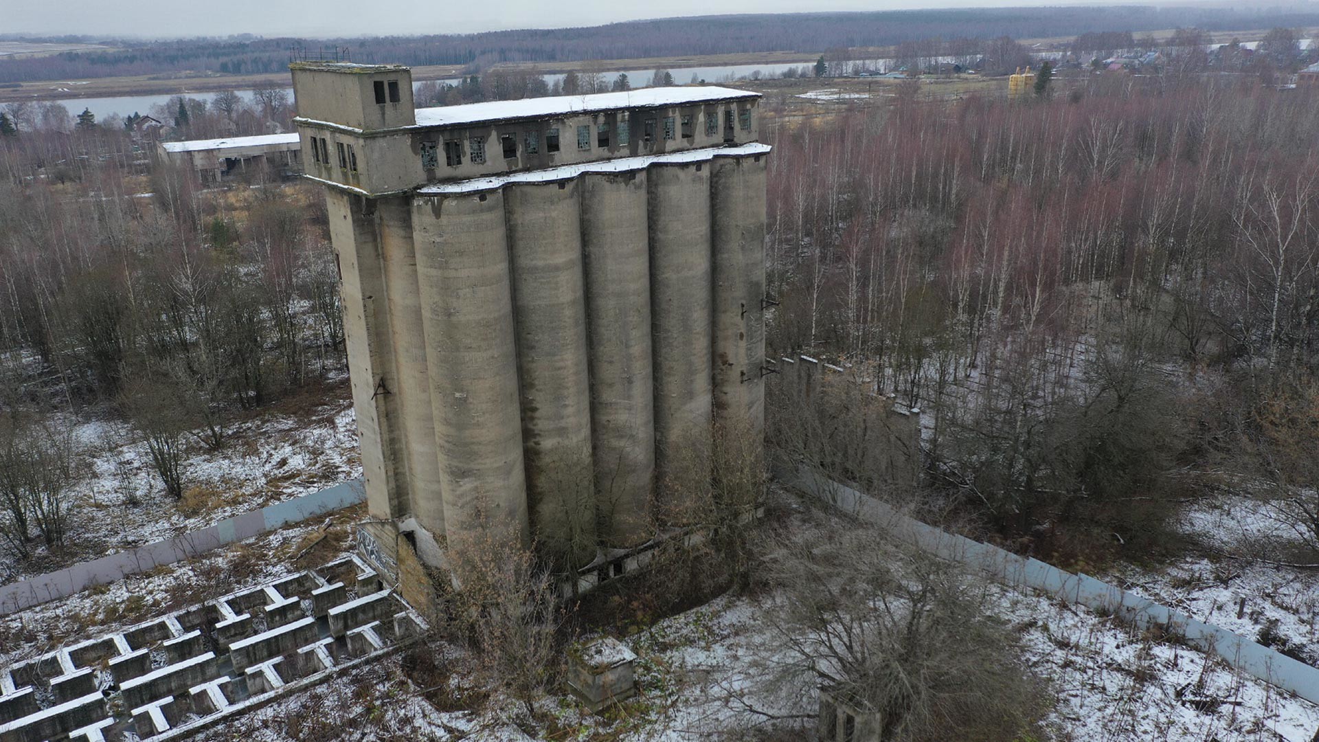 This is what the Soviets called the ‘Bins of the Motherland’ Russia