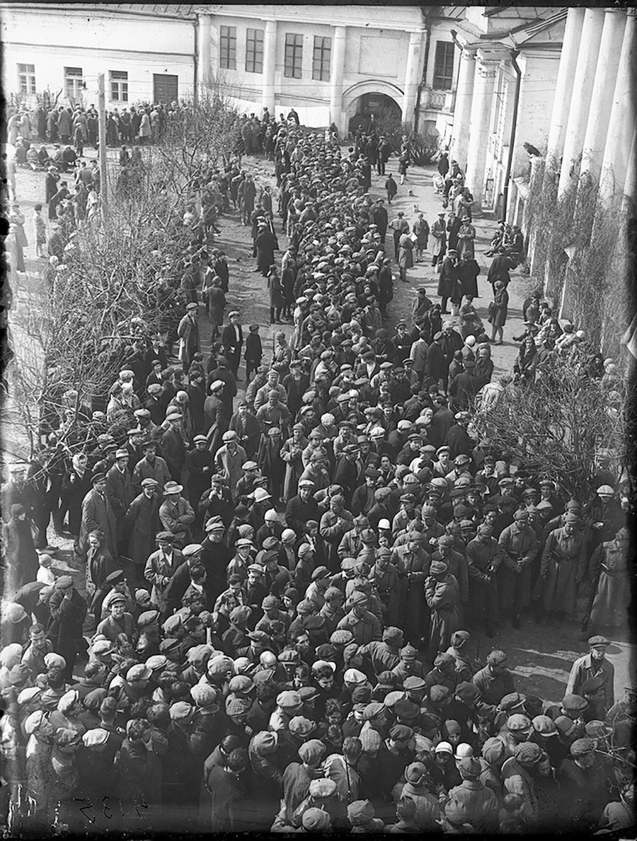 The Soviet Union's LARGEST Funerals (PHOTOS) - Russia Beyond