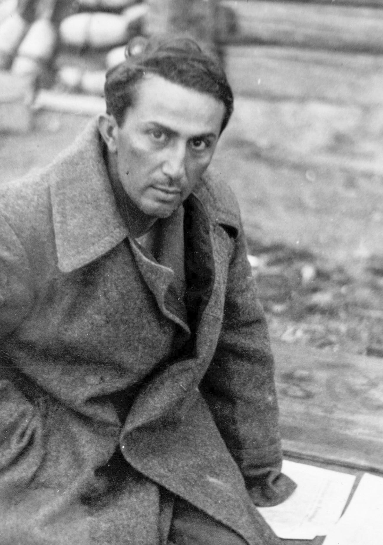 Yakov Dzhugashvili saat ditahan oleh Jerman.