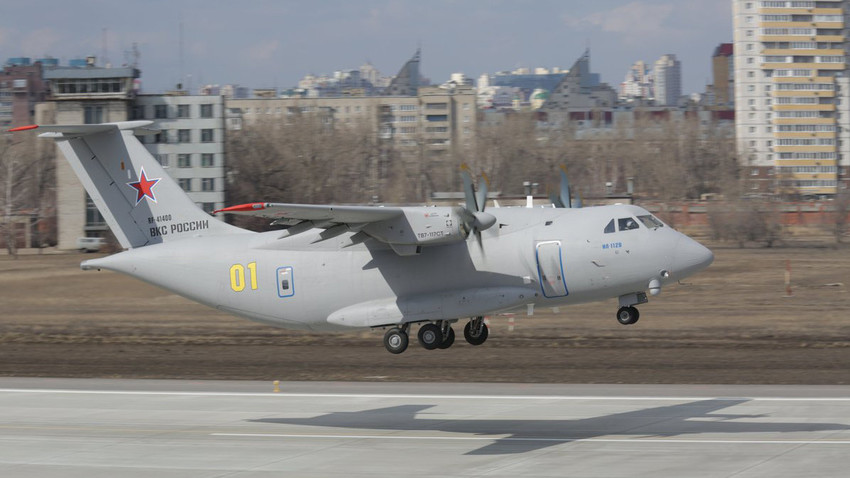 Pesawat angkut militer ringan terbaru Rusia Il-112V
