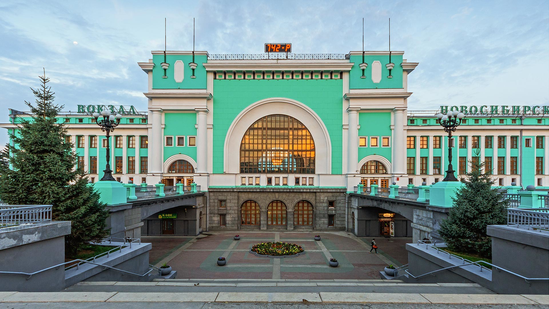 Sepuluh Stasiun Tercantik Di Sepanjang Jalur Kereta Api Trans-Siberia ...