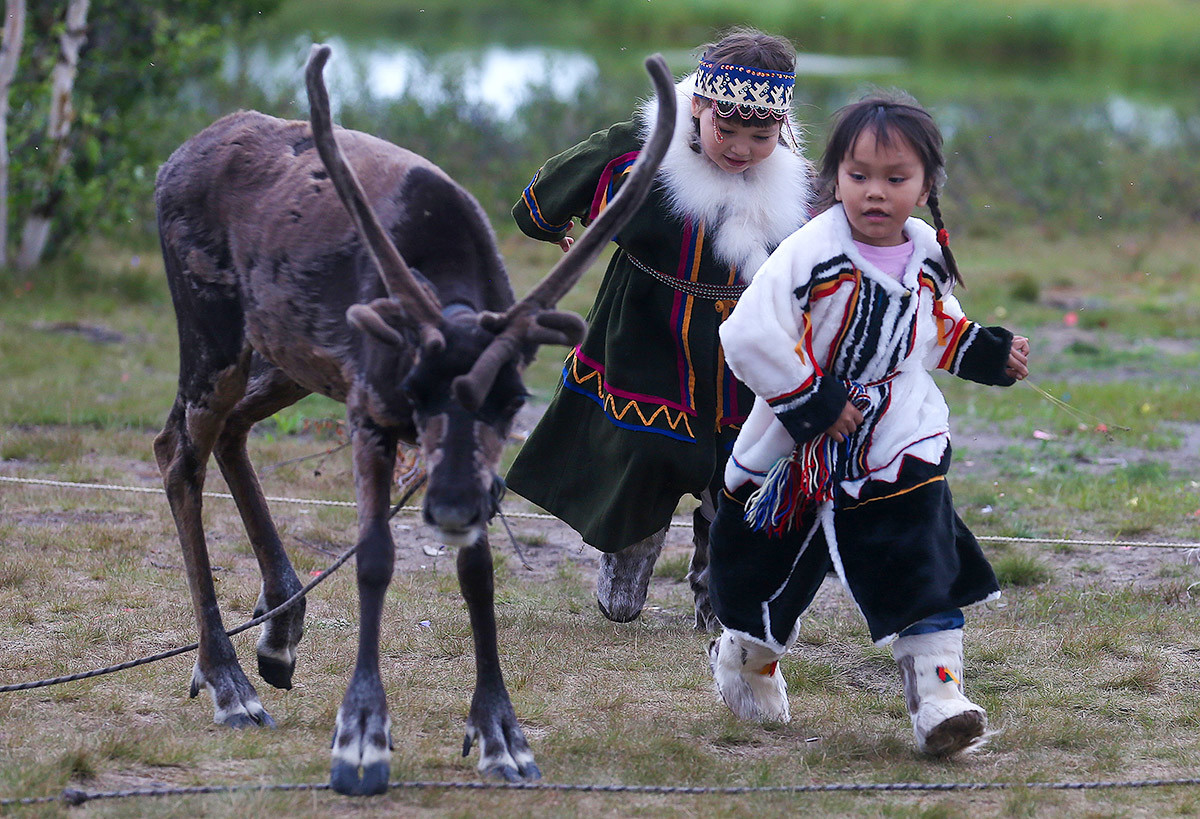 Русија, Нарјан-Мар, у породичној заједници „Ви“ (етнографско номадско боравиште).