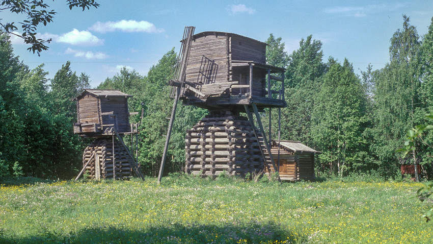 Muzej Malije Koreli. Mlini na veter, prvotno v vasi Celegora (Mezenska regija). 22. junij 1999
