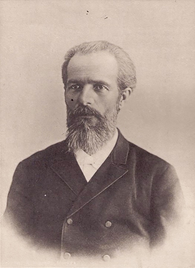 Viktor Butske, o criador da planta e primeiro chefe do hospital Aleksêiev.