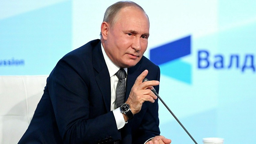 Putin na srečanju Mednarodnega diskusijskega kluba Valdaj