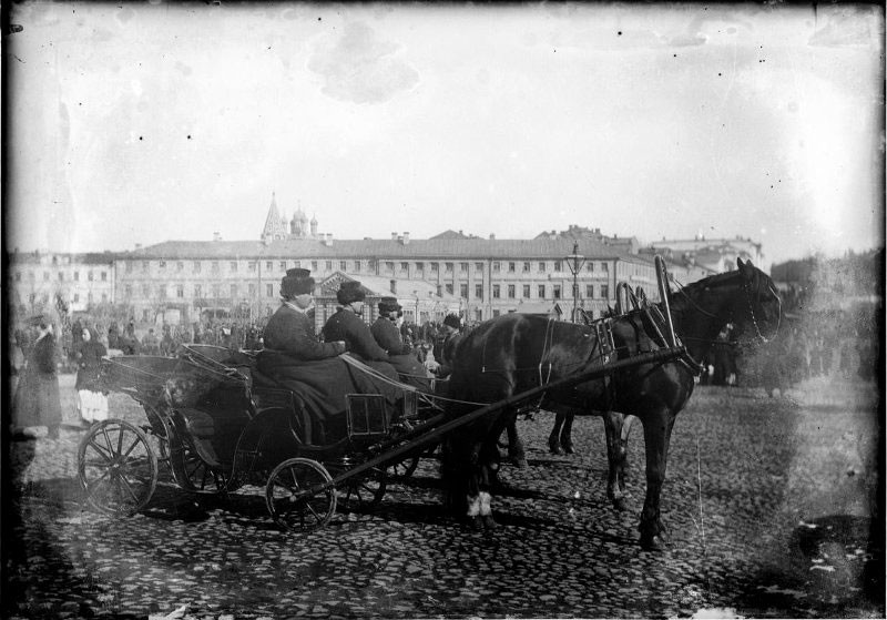 Conductores de carros en Moscú, a finales del siglo XIX

