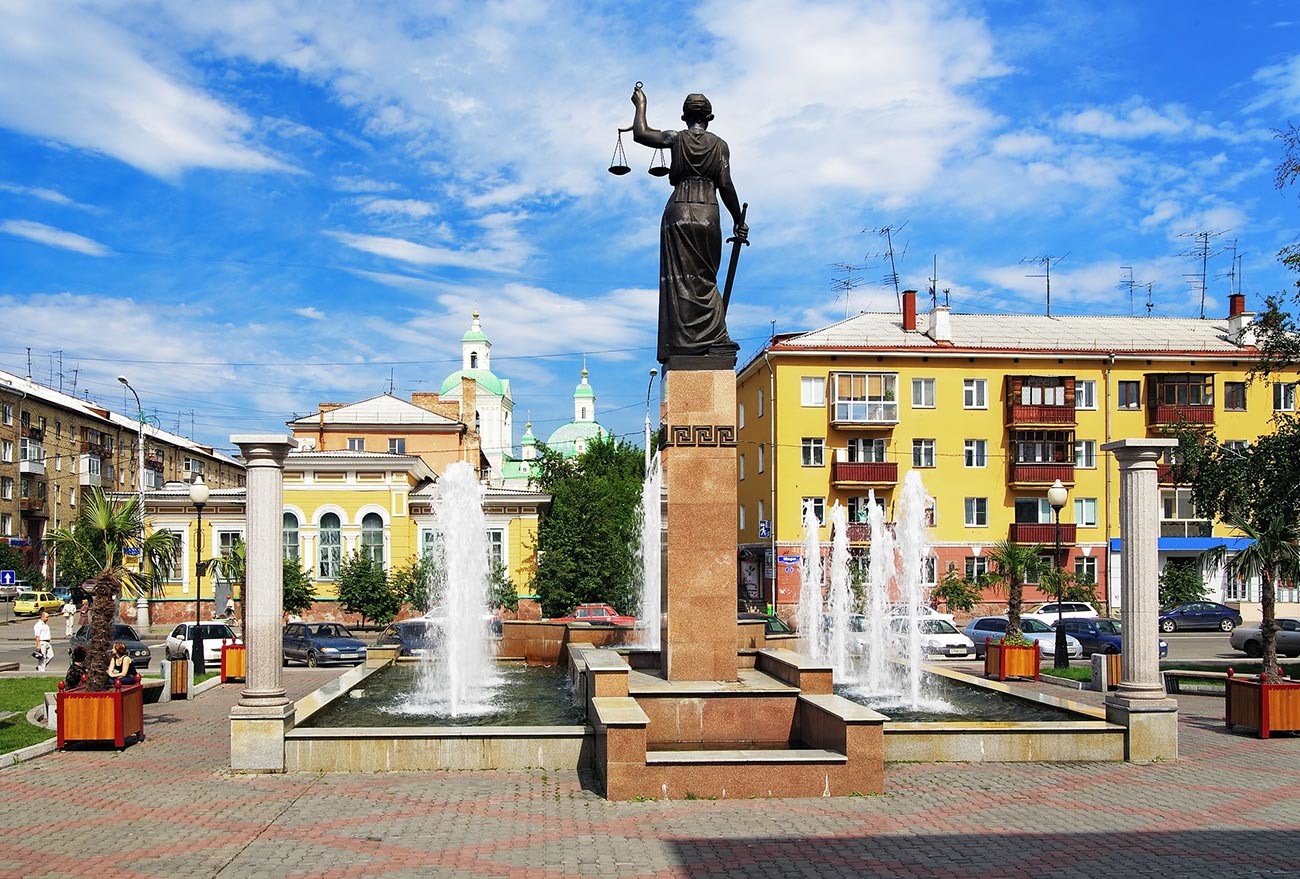 Una piazza di Krasnojarsk
