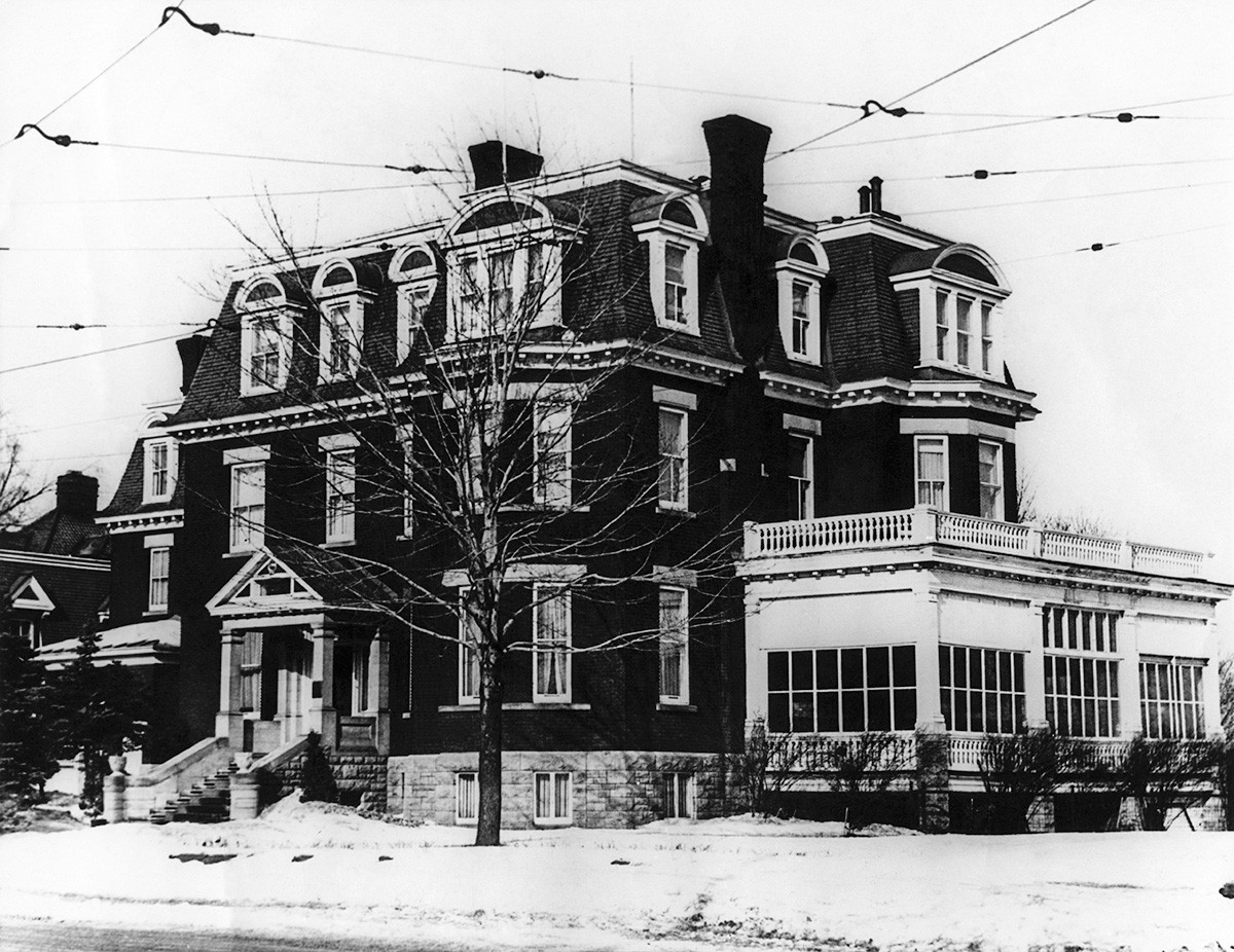 Zgrada u Ottawi (Somerset Street) u kojoj je živio Guzenko, 1945. 