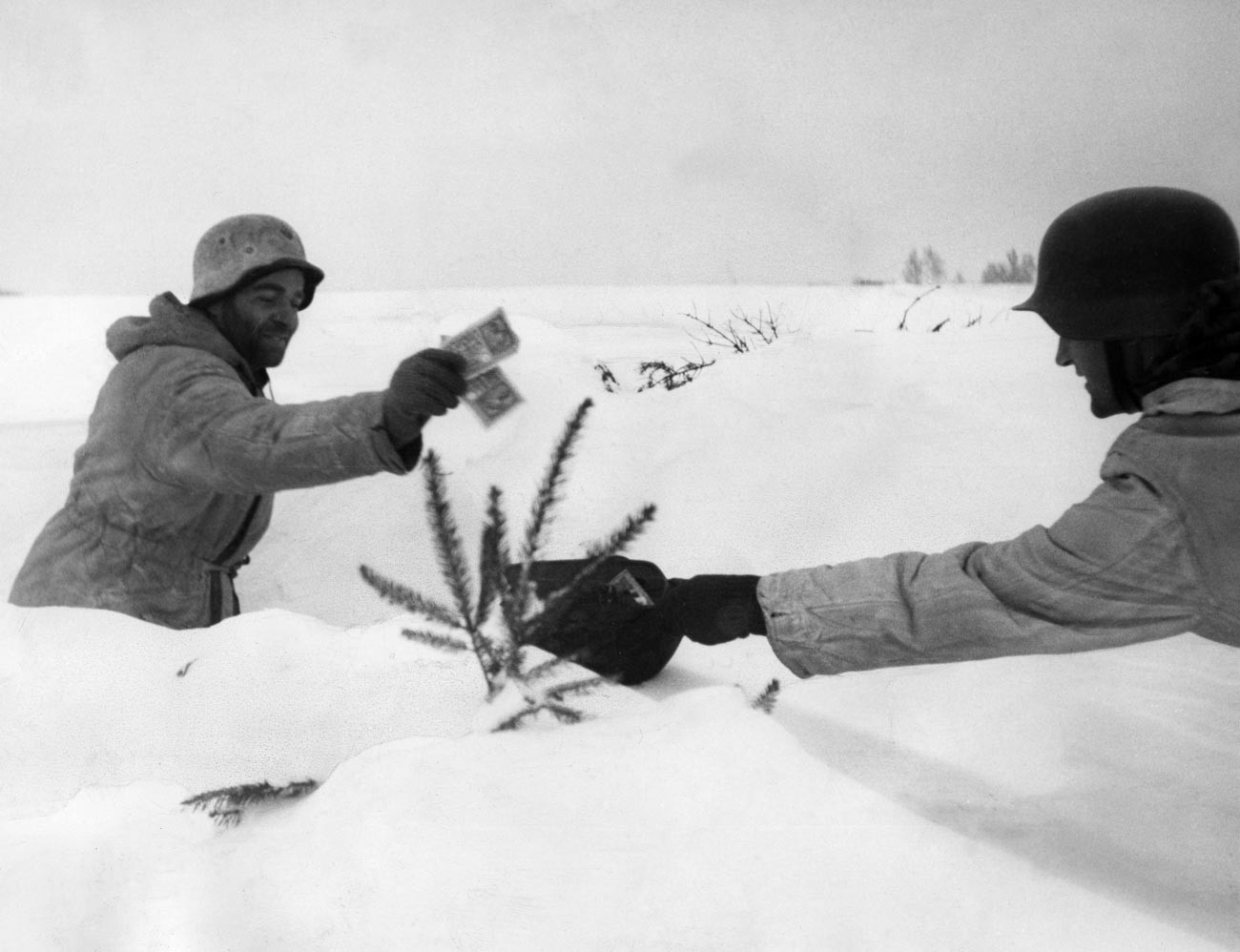 Датские эсэсовцы в Курляндии в феврале 1945 года.