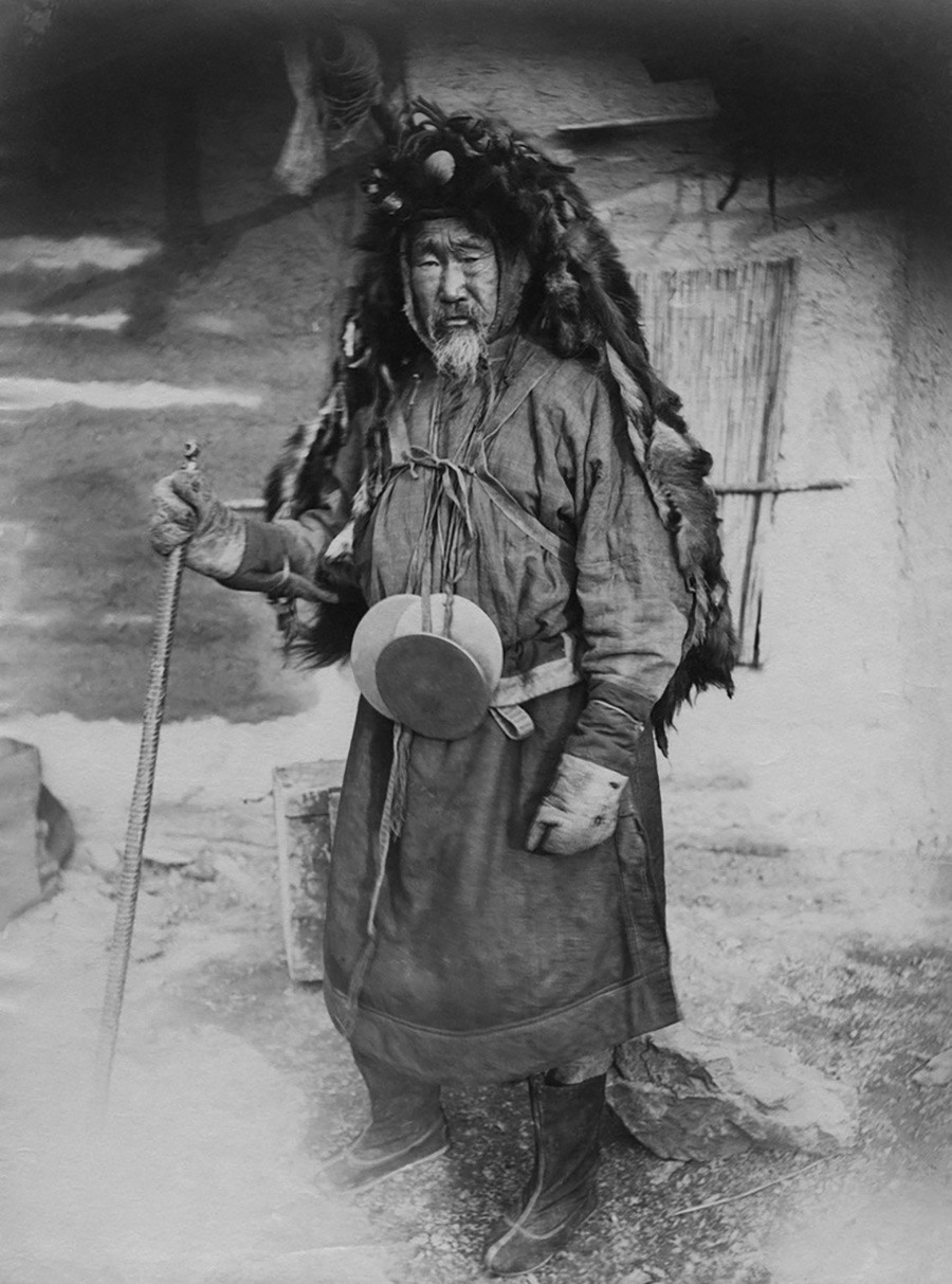 Šaman, snimljeno 1900-ih.