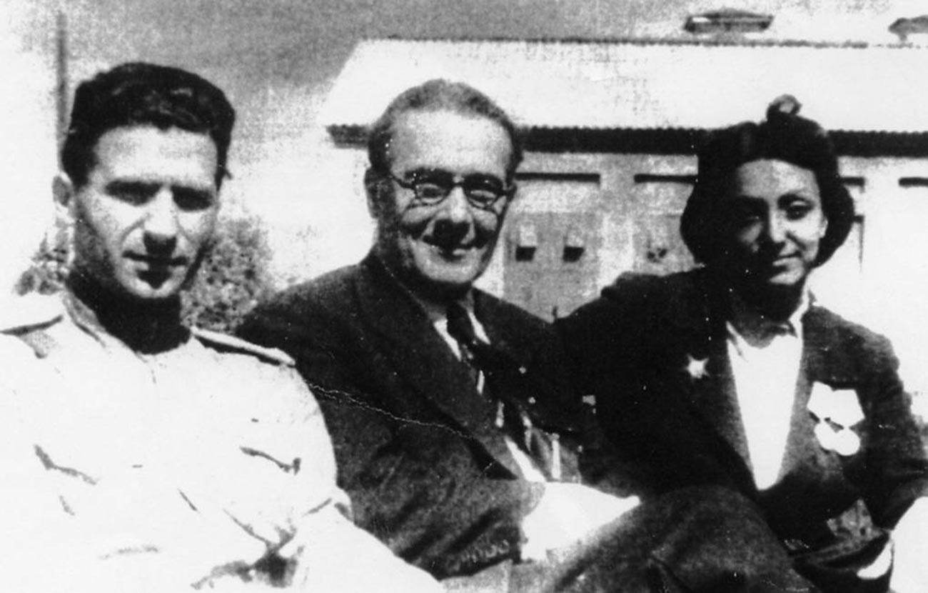 Rafael Videla, head of the Socialist United Party of Catalonia, José Gros and África de las Heras, Soviet partisans during the World War II, 1944.