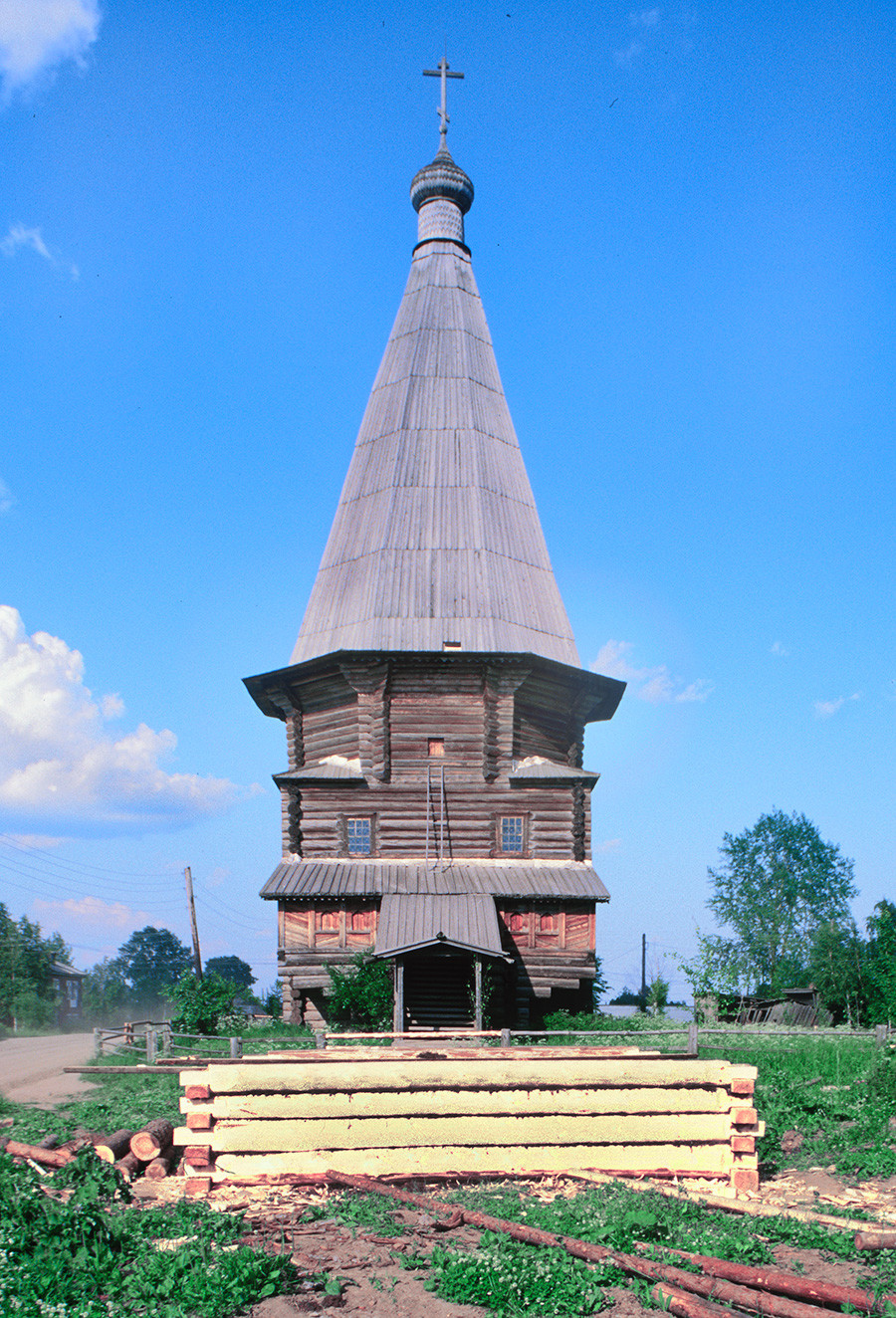 Church of St. Demetrius, west view. June 25, 2000