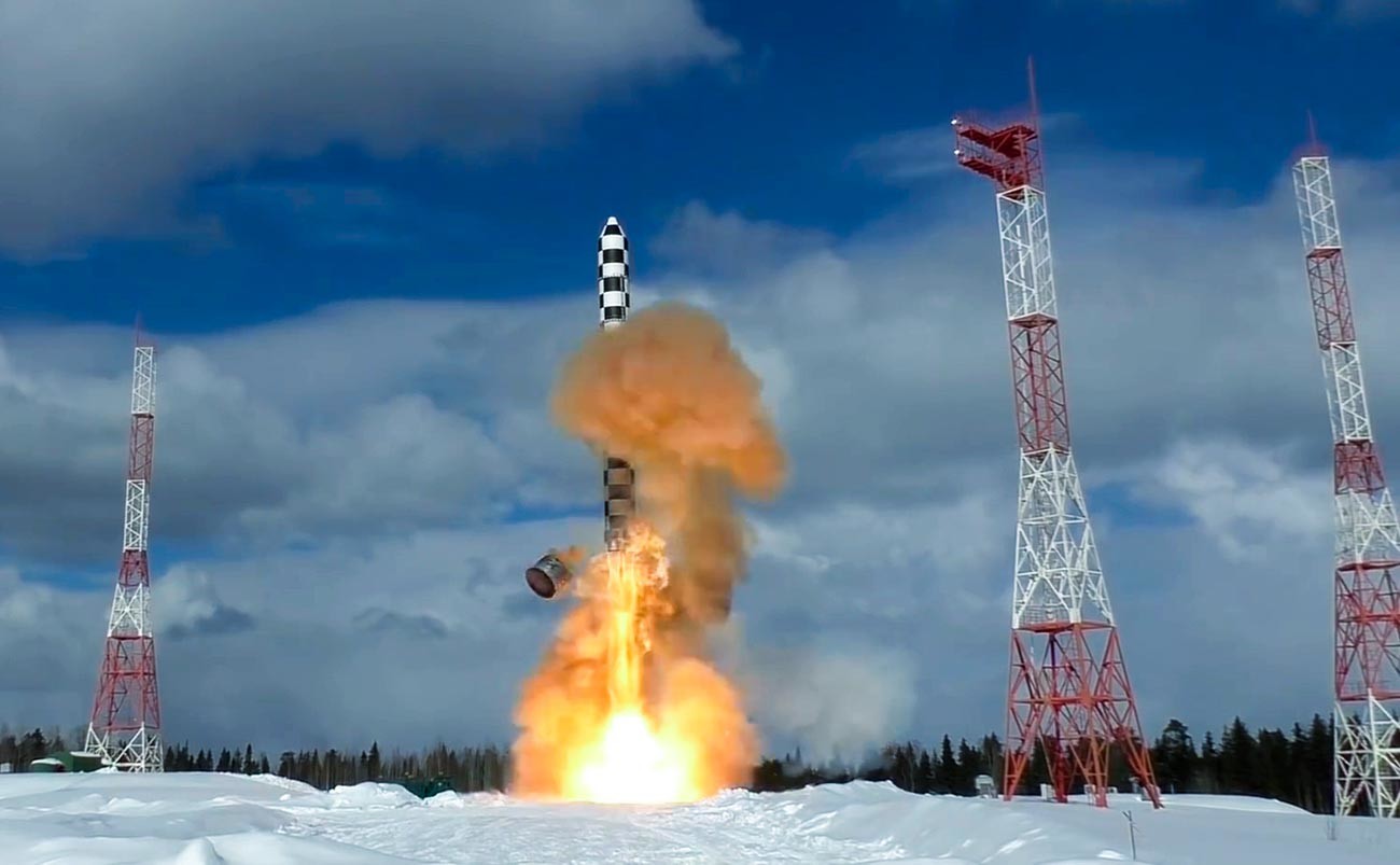 Лансирање тешке интерконтиненталне балистичке ракете „Сармат“ са космодрома Плесецк у Архангелској области.