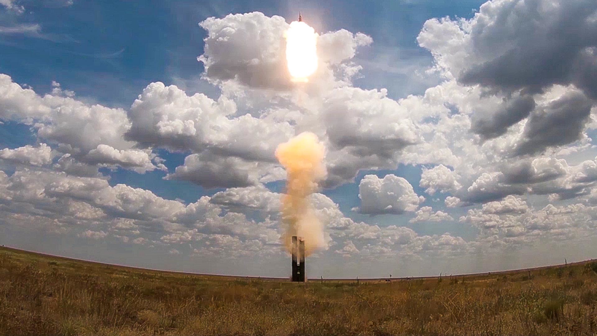 Тестирање зенитног ракетног система С-500 у Астрахањској области.