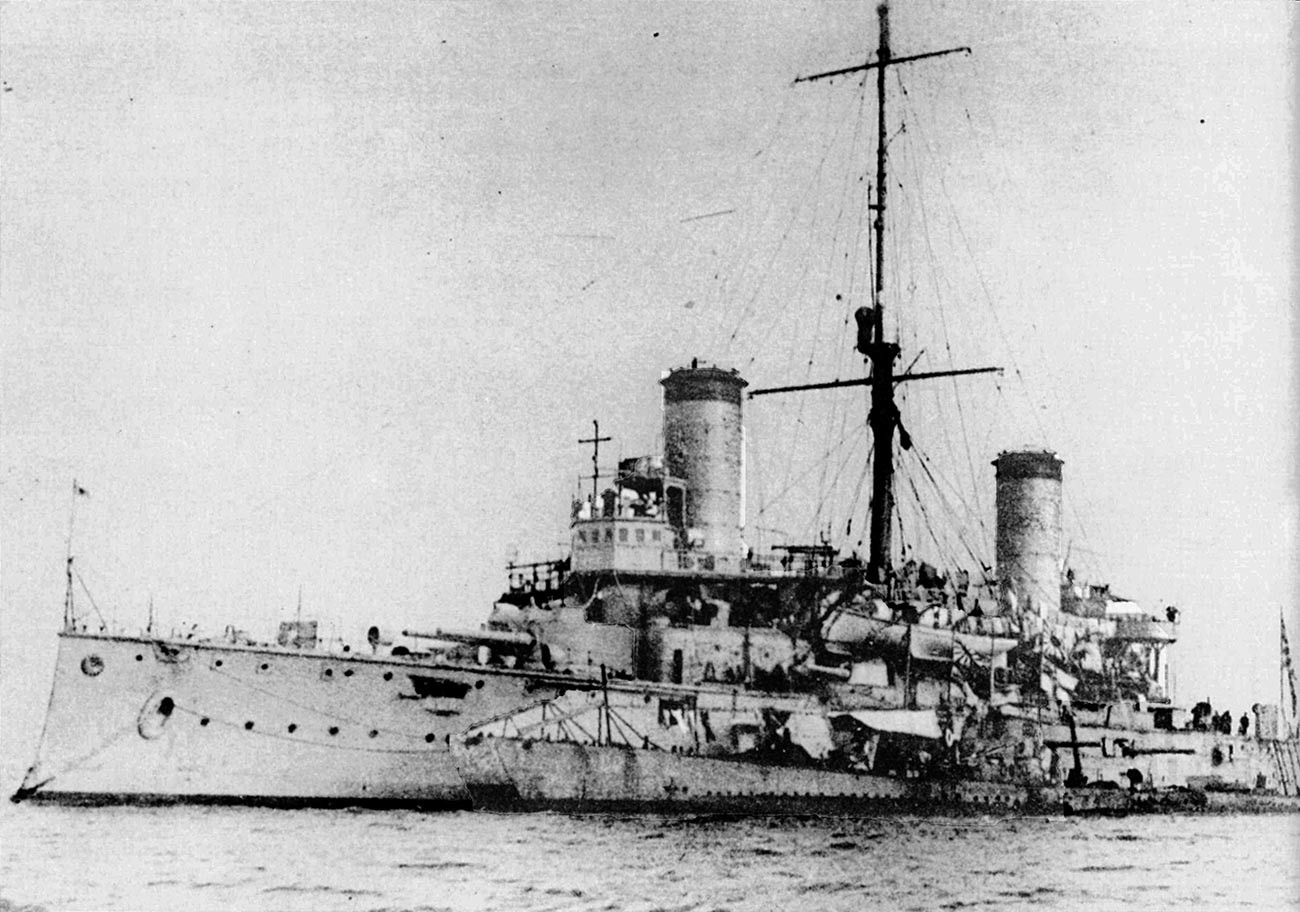 Le croiseur Nisshin