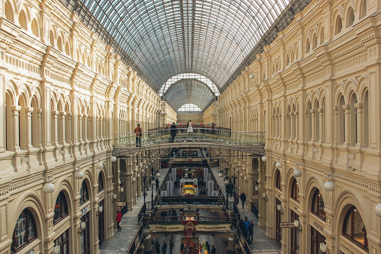 Who designed the roof of GUM, Moscow's iconic shopping mall? - Russia ...