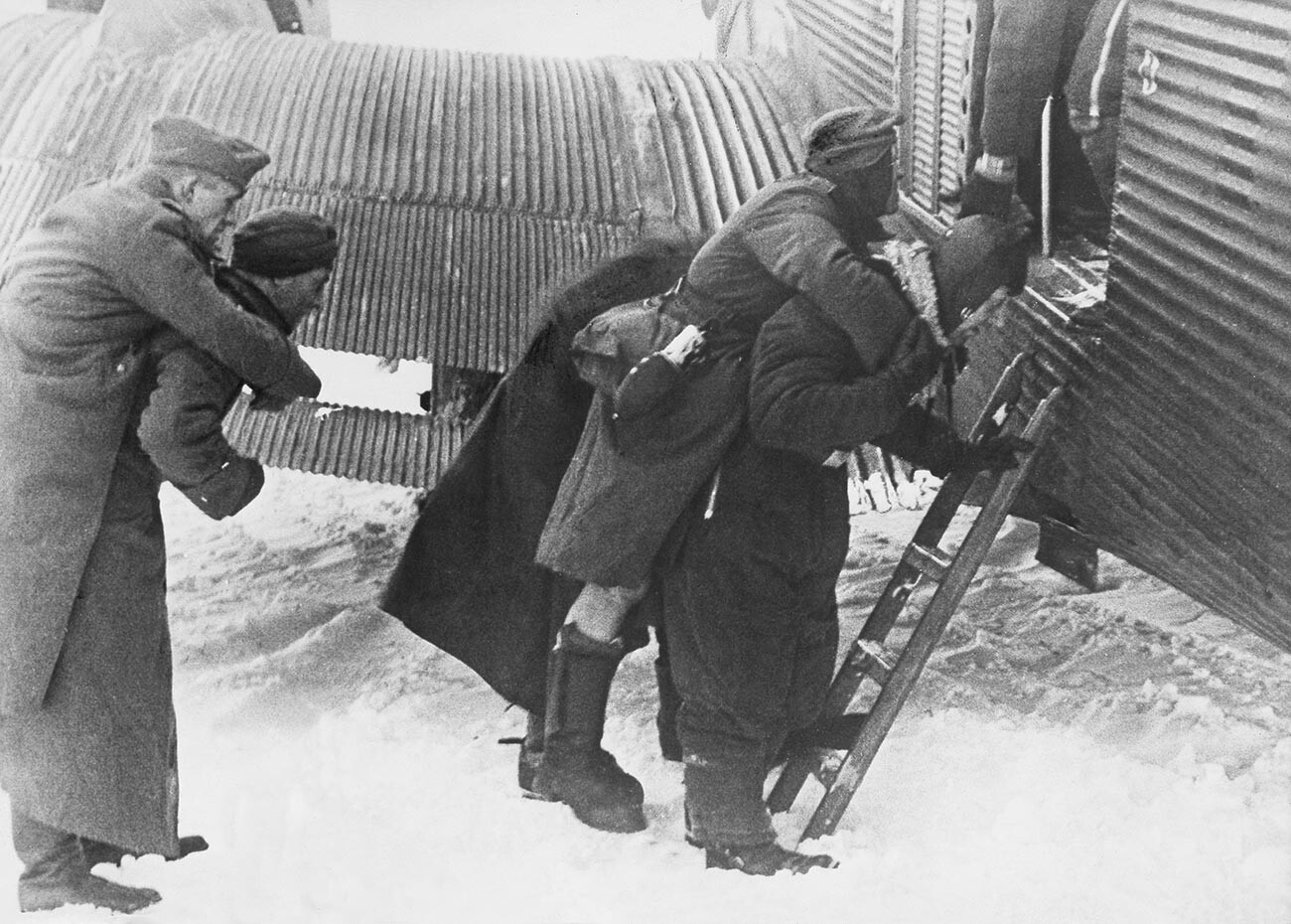 Evakuacija ranjenih nacista, siječanj 1942. 
