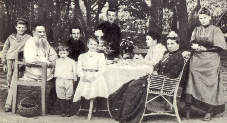 Семейството на Толстой през 1892 г.