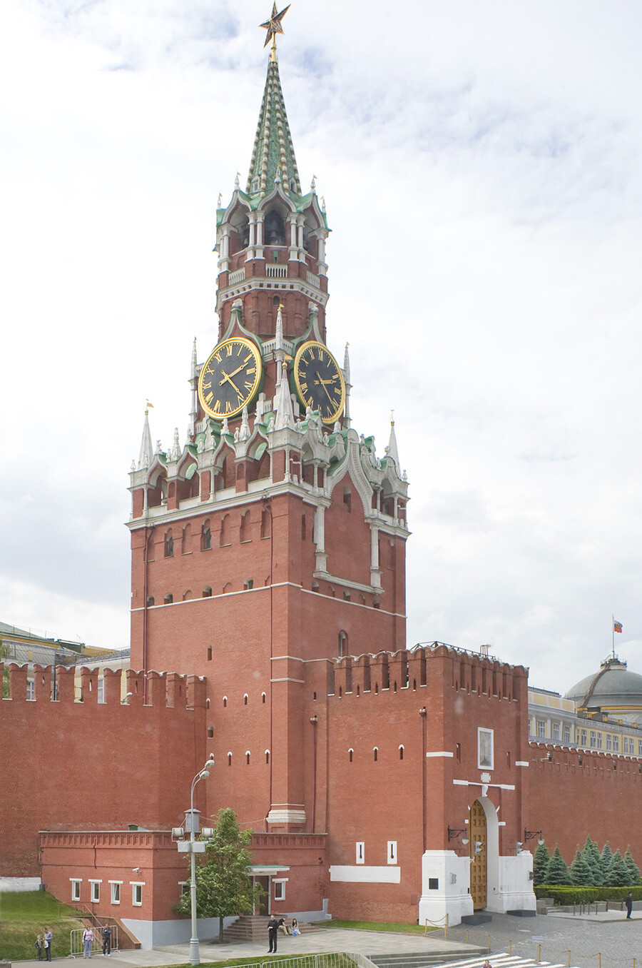 Kremlin. Torre del Salvador (Spasski), vista sureste. 2 de junio de 2012.