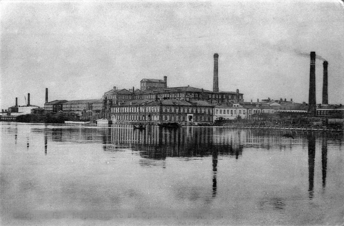 Pabrik Pemintalan Kapas Nikolskaya milik Morozovs.