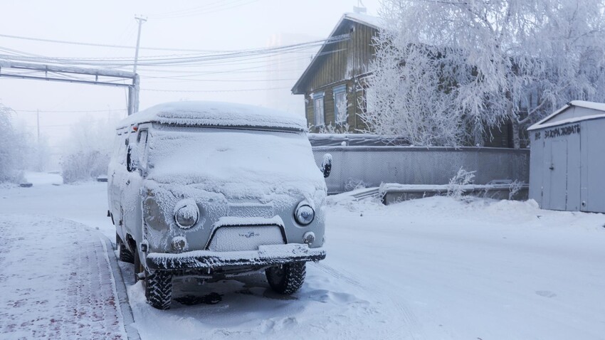 Na ulazu u Jakutsk. Temperatura zraka na teritoriju Jakutije pala je na minus 50 Celzijevih stupnjeva. 