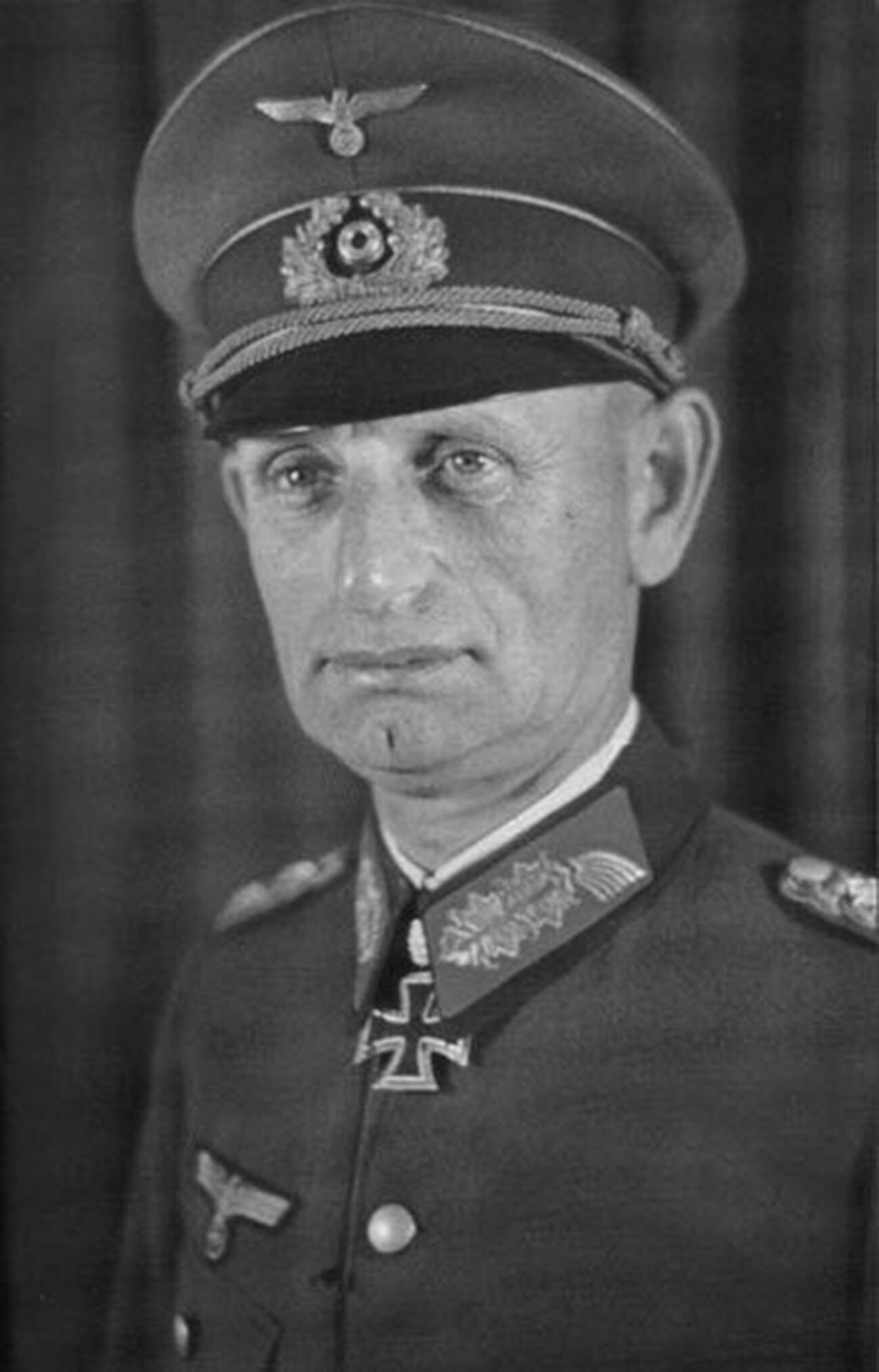 Walter von Brockdorff-Ahlefeldt.