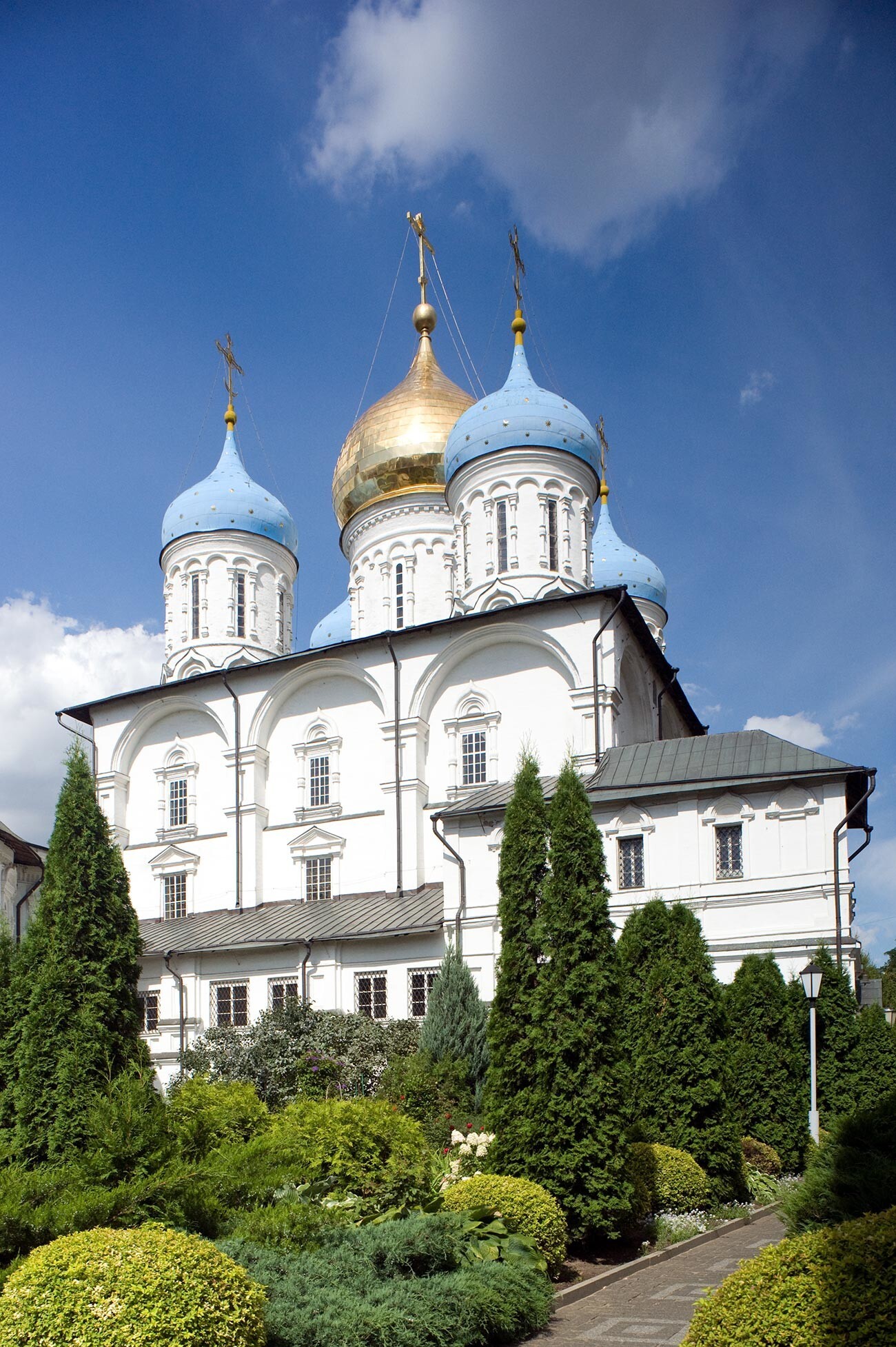 Biara Novopassky. Katedral Transfigurasi, bagian selatan. 18 Agustus 2013.