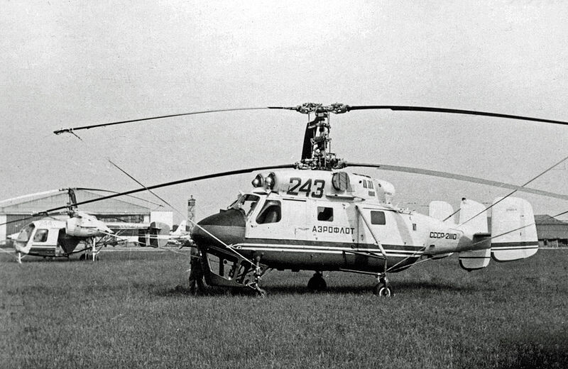 Una creación de Kamov, ejemplar del Ka-25K en el Salón Aeronáutico de París de 1967