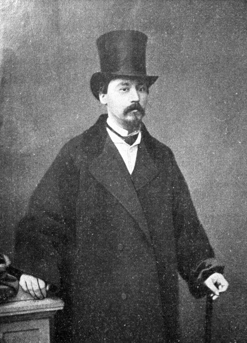 Nikolái Nekrásov. Reproducción de la foto de 1860 del Museo Literario Estatal