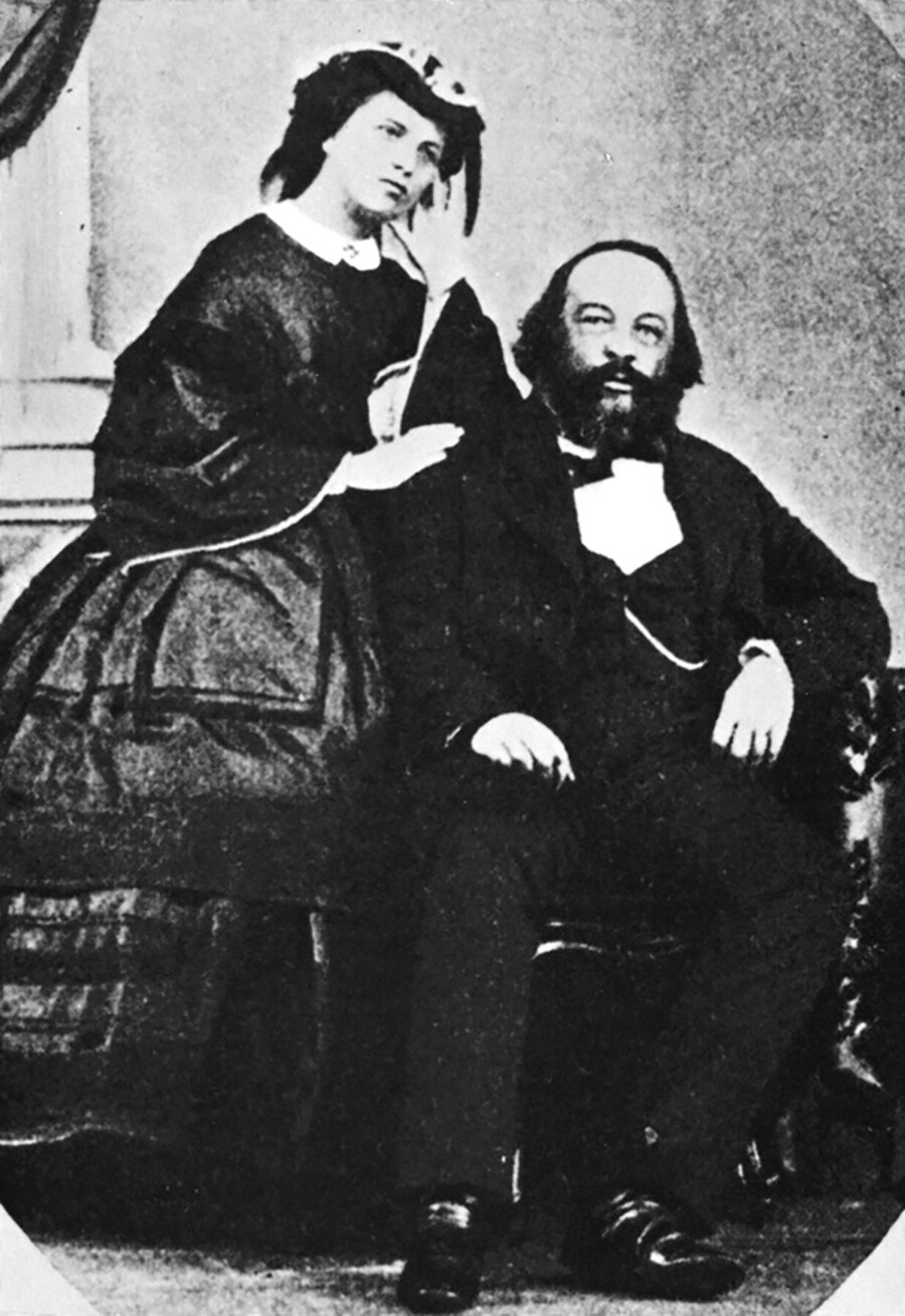 Bakunjin i Antonina Kvjatkovska. Fotografija iz 1861. 