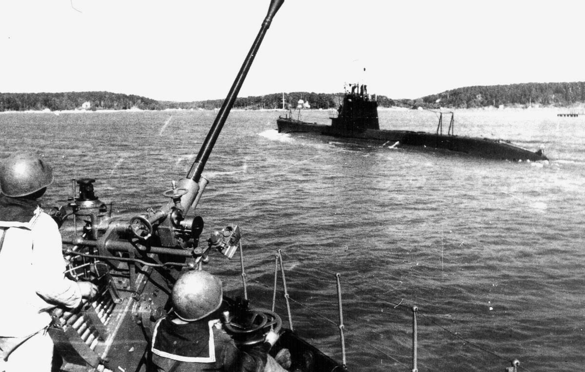 Подводная лодка «Щ-303».