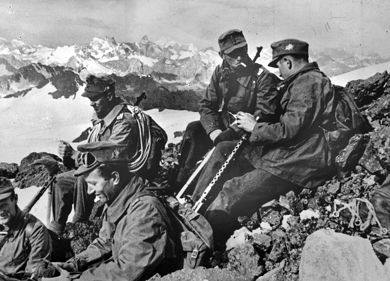 Ruski front. Njemačko pješaštvo na vrhovima Kavkaza, rujan 1942.

