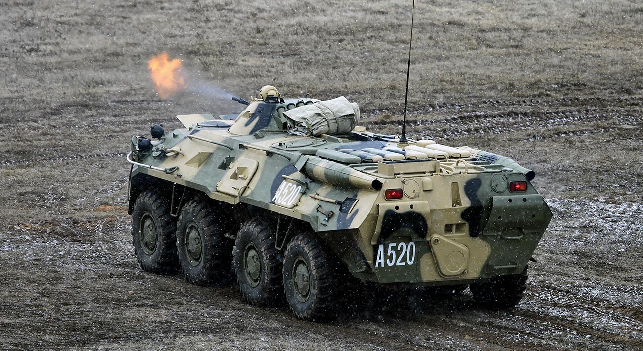 BTR-80装甲兵員輸送車