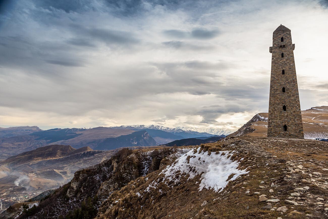 What can you see from a car window in Chechnya? (PHOTOS) - Russia Beyond