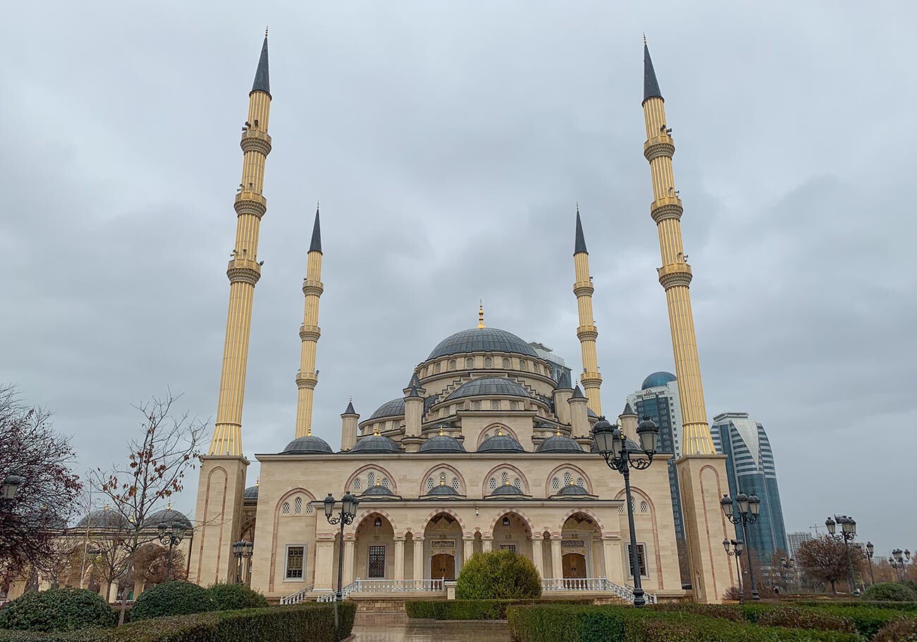 La mezquita Corazón de Chechenia en Grozni
