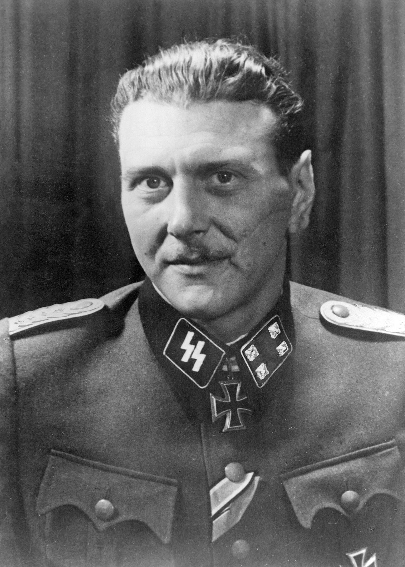 Skorzeny als Sturmbannführer im Jahr 1943.