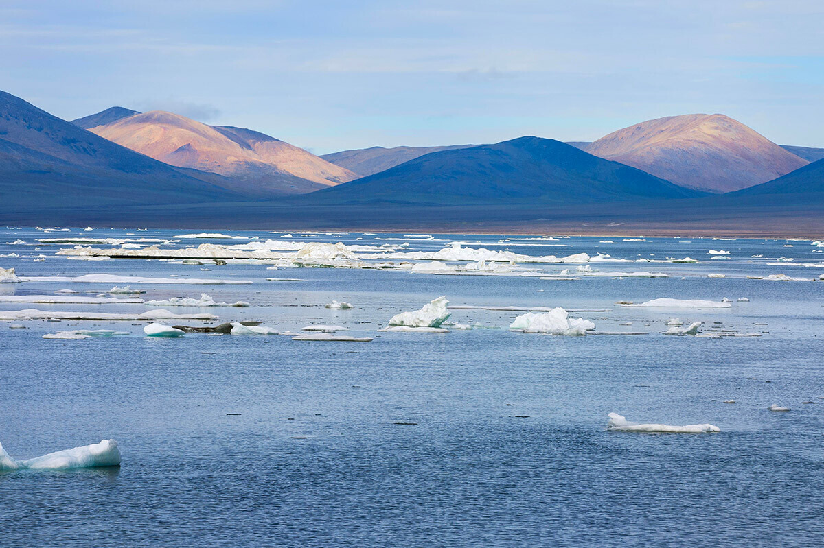 Blocchi di ghiaccio al largo dell'isola di Wrangel, nell'Estremo oriente russo